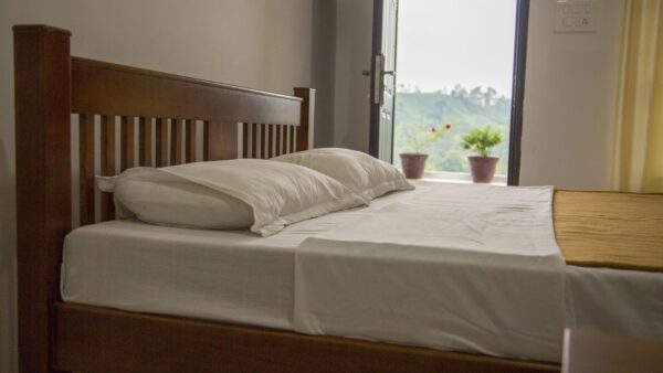 Book Vagamon Courtyard Room - Image 7