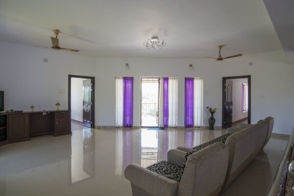 Book Vagamon Courtyard Room - Image 5