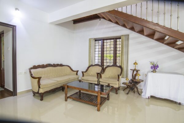 Book Vagamon Courtyard Room - Image 3